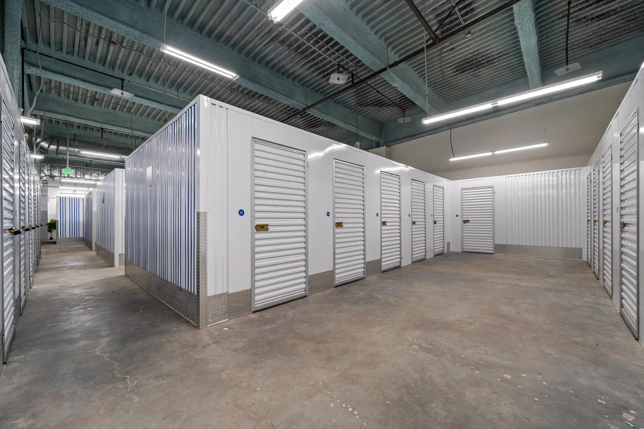 Small storage units discount